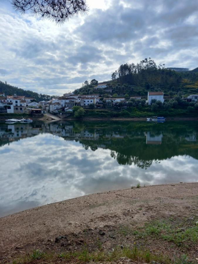 Art'Rio - Casa No Rio Em Dornes Villa Exteriör bild